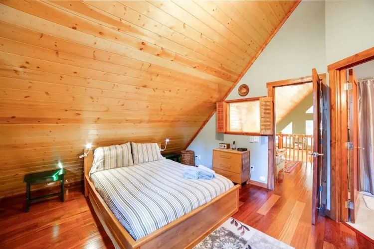 21GS - Log Cabin - Pets Ok - Sleeps 6