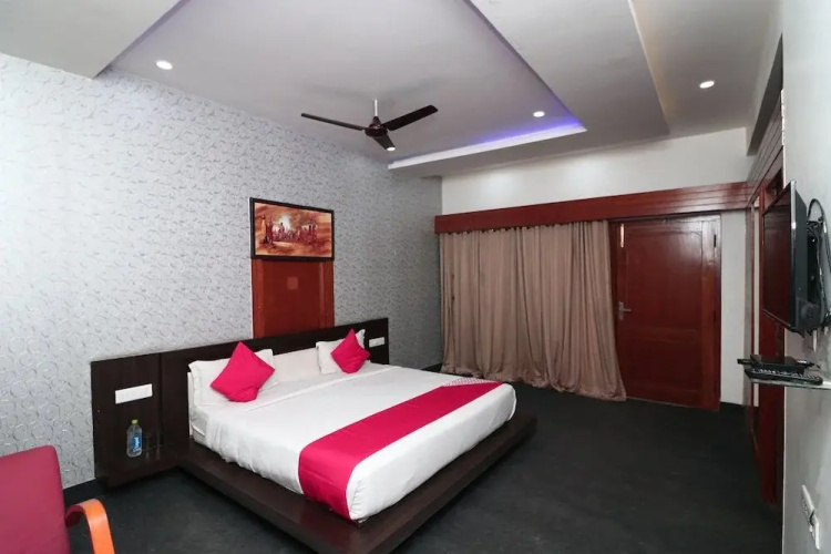 Hotel Moti Dungri Palace