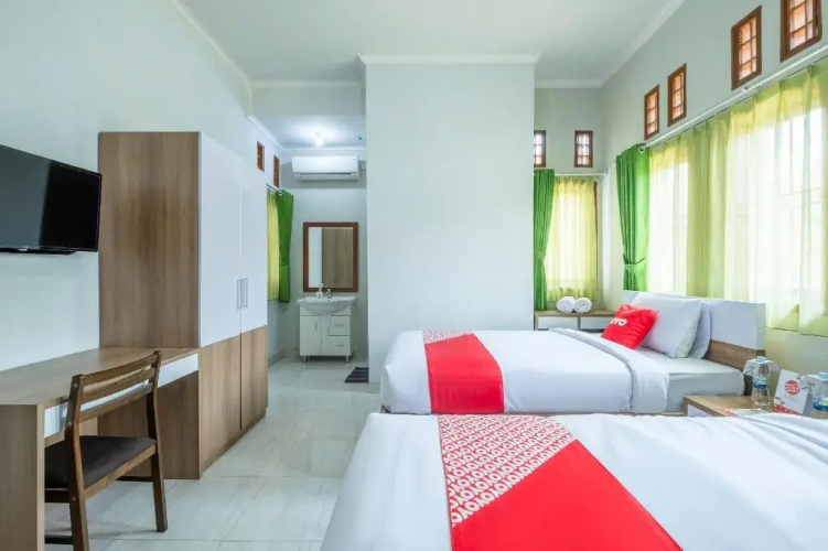 OYO 2072 Wisma Teratai