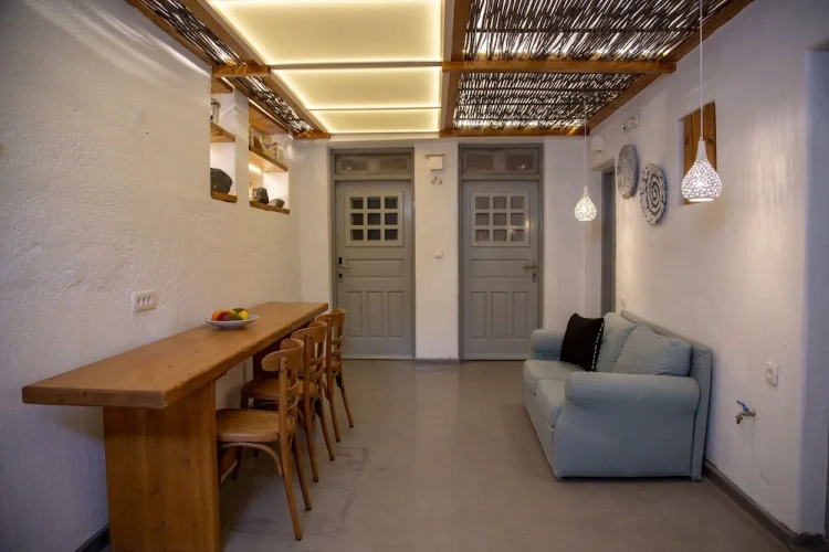 Standard Double Basement room