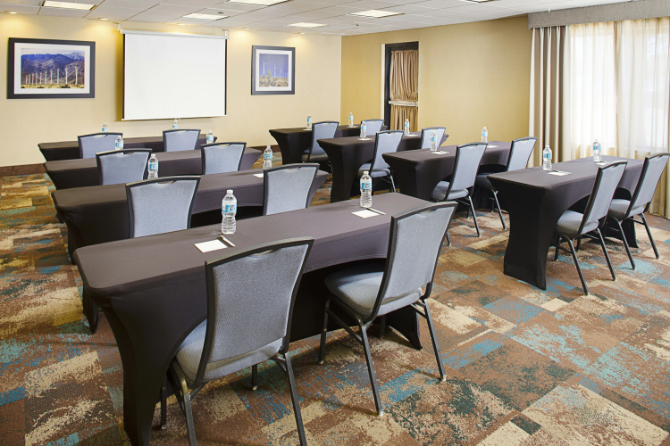 Hampton Inn & Suites Lancaster photo 19