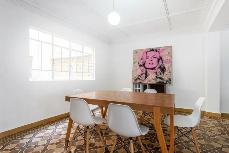 Stay Connected in Roma - 3br- Fast Wifi- Laundry