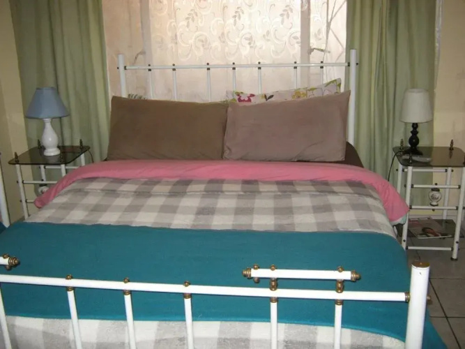 Terrylin Backpackers - Adults Only