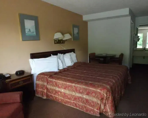 Motel 6 Fancy Gap VA
