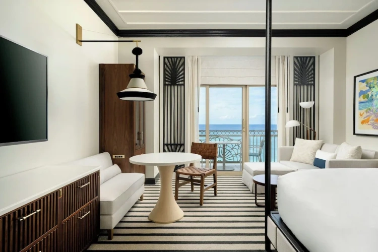 Standard Double Club room with balcony