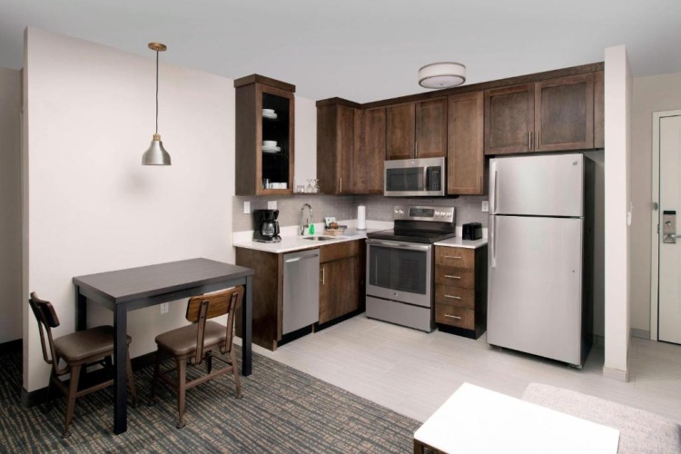 1 Bedroom Deluxe Double Suite