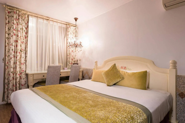 Ea-Dor Luxury Villa