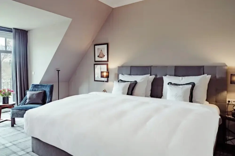Comfort Double room with lake view