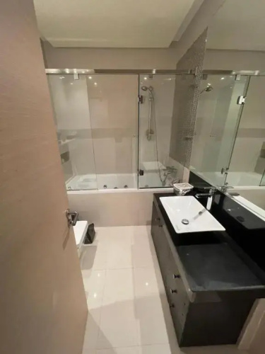 Unique 2 bedroom apartment over the Golf course
