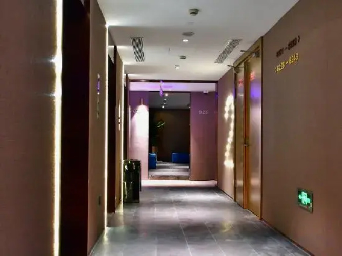 Yixuan Hotel