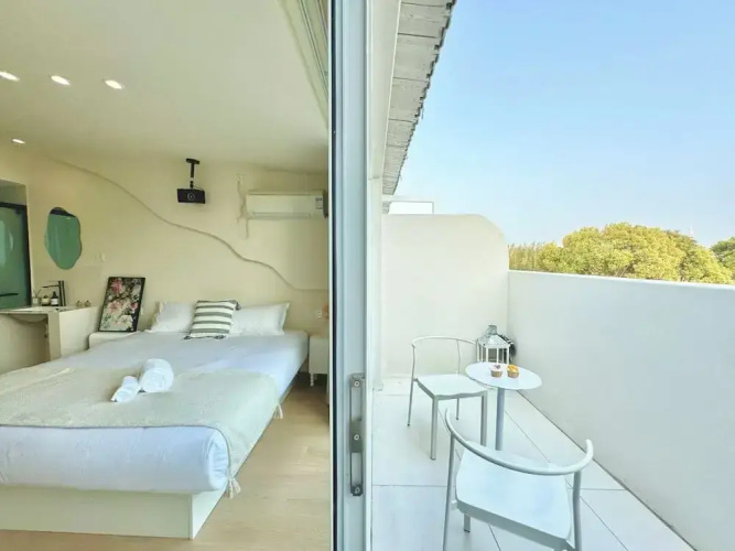 QIMeow Garden Hotel