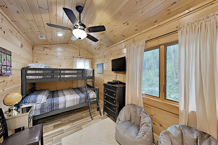 433forrs 3 Bedroom Home