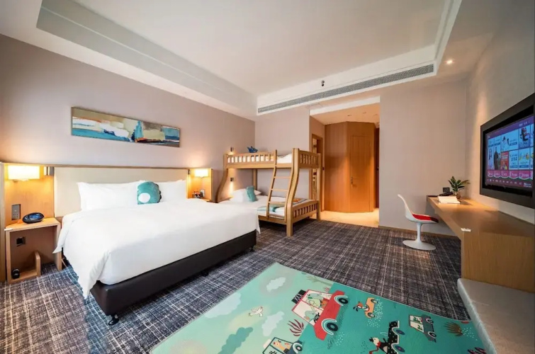 Xence Hotel