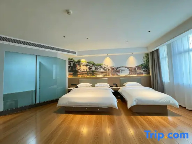 Deluxe Family room