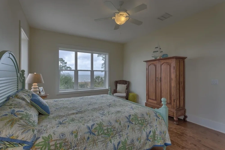 Triple Cottage with view