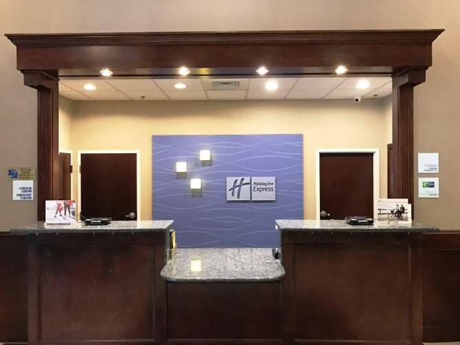 Holiday Inn Express & Suites Smithfield - Providence by IHG