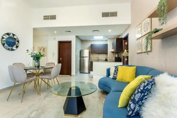 Elegant Apt In Al Barsha South