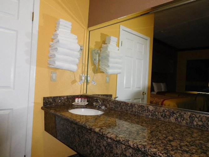 Diamond Inn