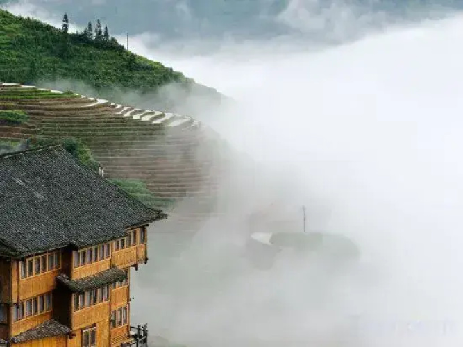 Longsheng Lian Lodge Hotel