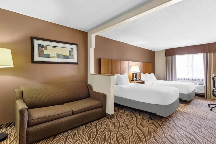 Quadruple Suite
