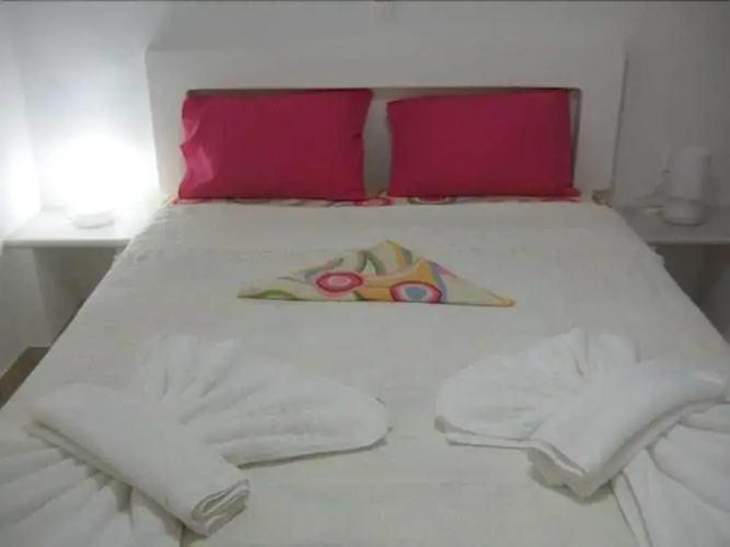 Donoussa Rooms