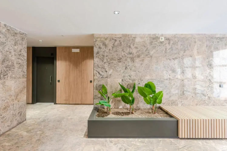 Premium Accomodation in La Rosaleda - Madrid