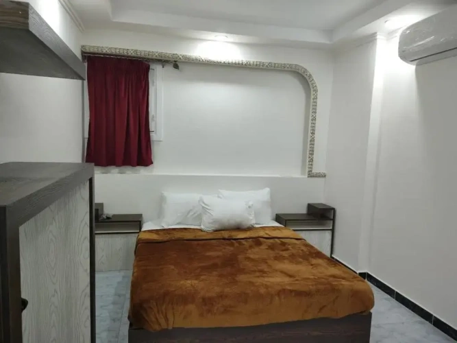 3 Bedrooms Apartment