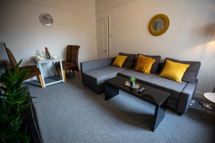 Sterling Aparment
