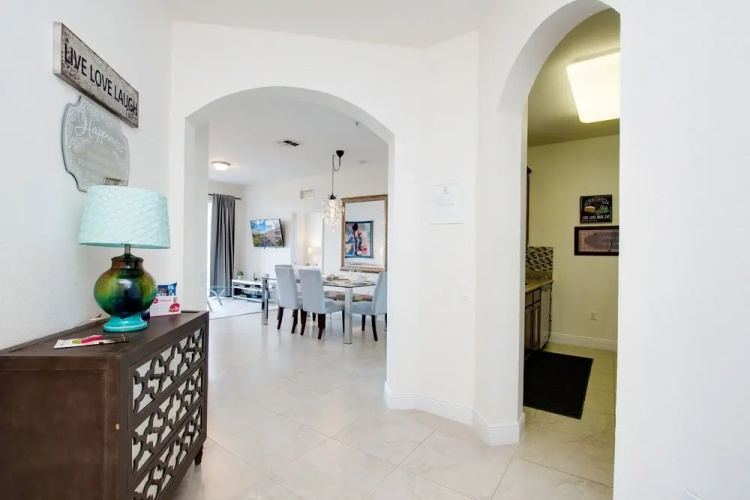 Updated Condo Near Conv Ctr, I-drive & Universal!
