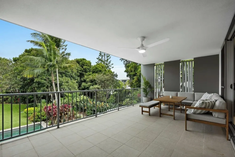 3 Bedrooms Apartment with balcony and with pool view