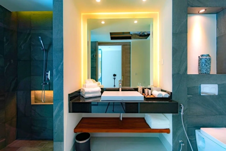 Superior Suite with balcony and with ocean view