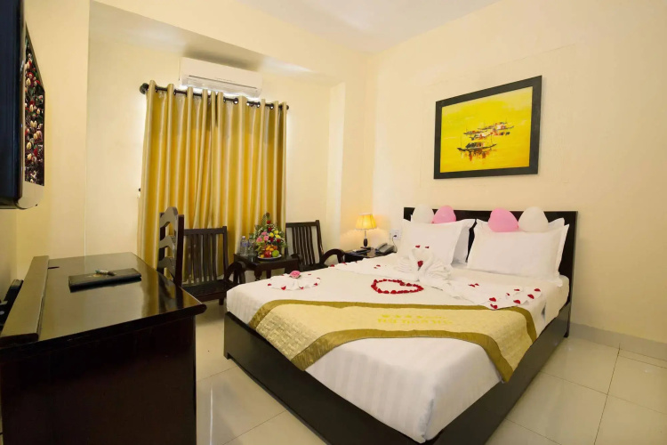 Queen Da Nang Hotel