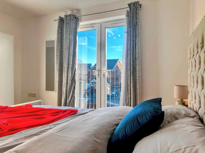 Contractor-friendly 2BR Gem Wi-fi & Free Parking