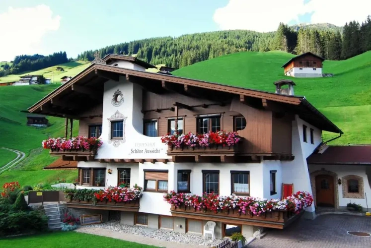 1 Bedroom Apartment with balcony