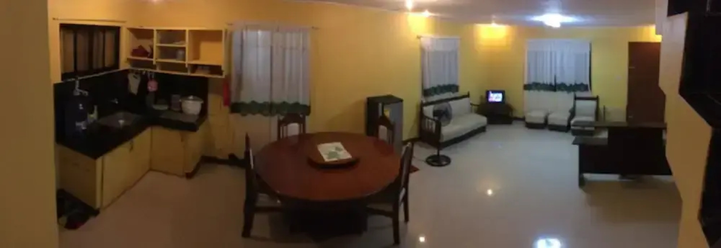 Pines Mansion