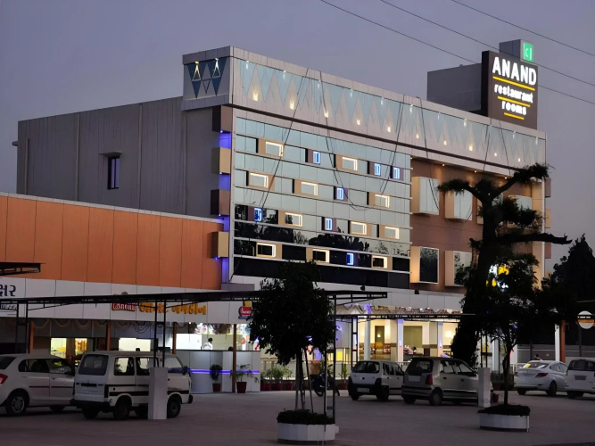 Hotel Anand
