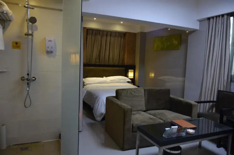 9 Hotel (Chengdu Nanzhan)