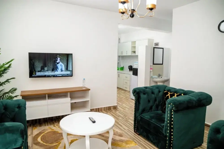 Deluxe Suite