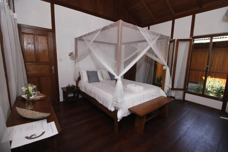 Villa beachfront