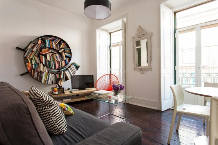 3 Bedrooms Apartment