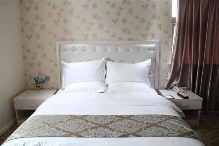 Chengdu Huanglaowu Hotel