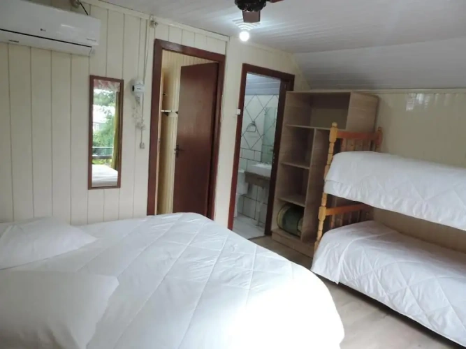 Standard Quadruple room with courtyard view