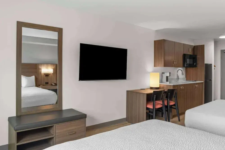Days Inn - Steinbach