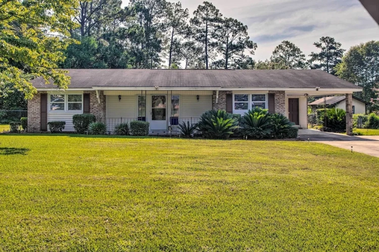 3 Bedrooms Cottage