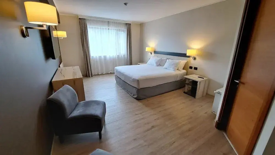Hotel Diego de Almagro Castro