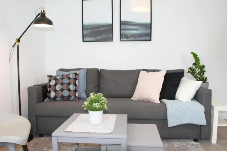 Apartment with garden view