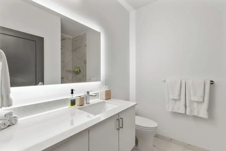 1 Bedroom Suite with balcony