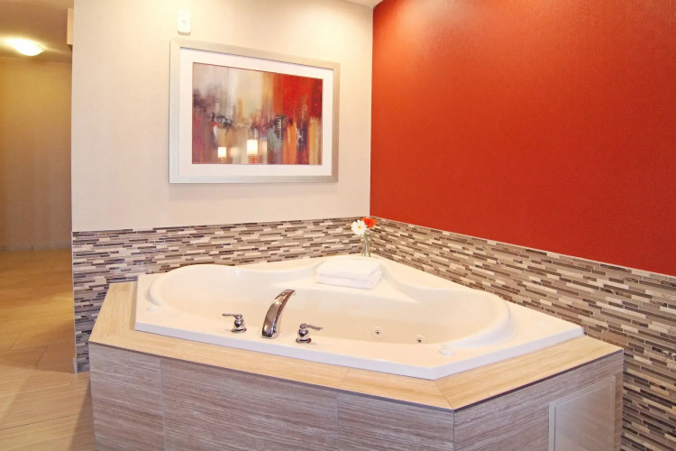 Holiday Inn Express & Suites Calgary NW - University Area by IHG