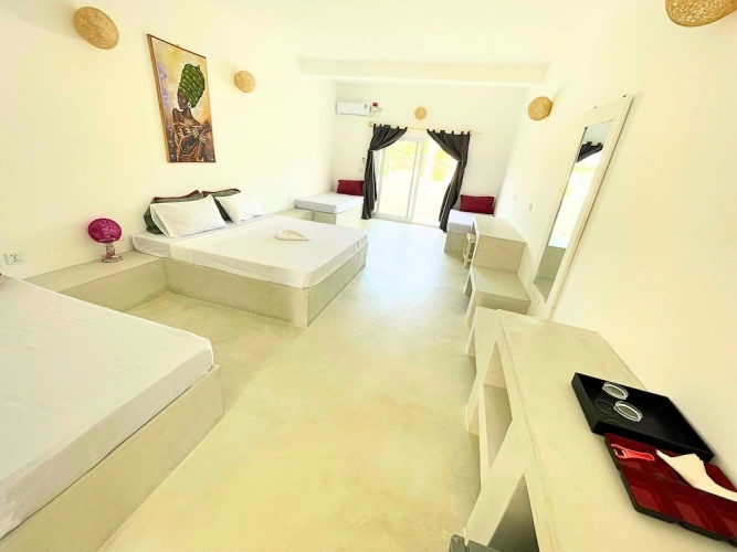Deluxe Quadruple room