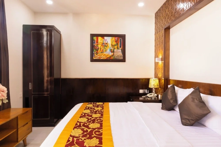 Superior Double room with city view